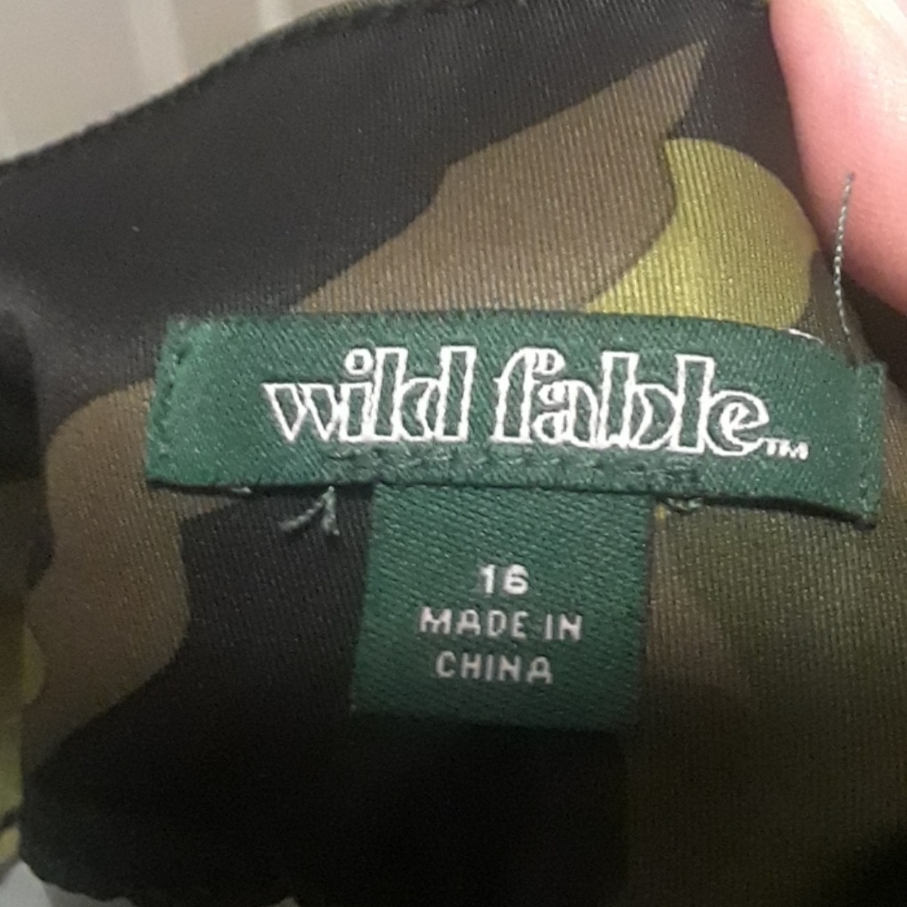 Camo cargo pants